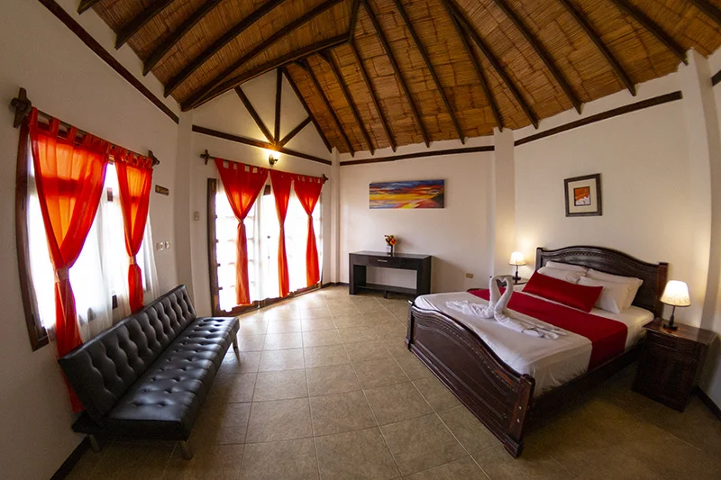 Cabaña matrimonial independiente con jardín privado en Hostería Oceanic