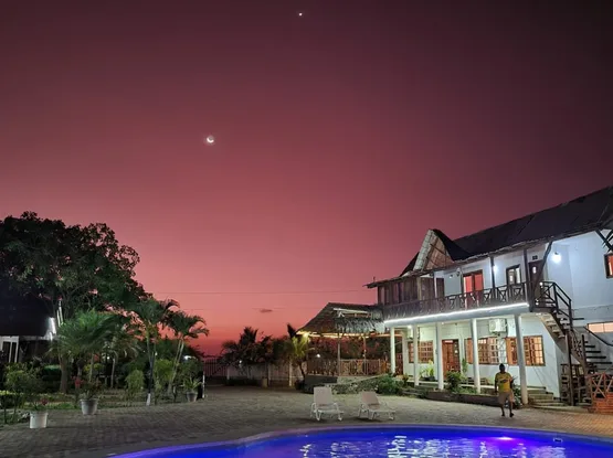 Waning moon night at Oceanic Hostería, Puerto López